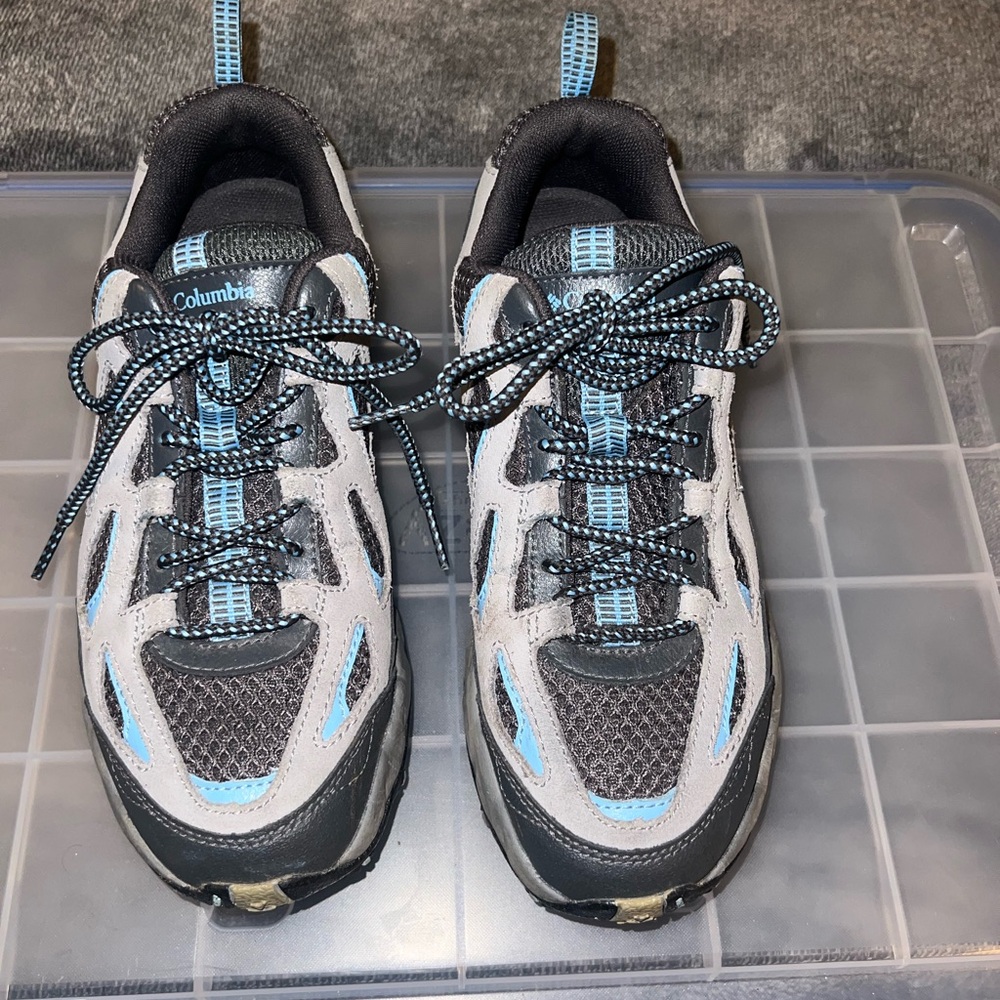 Columbia Ladie’s Hiking Shoes Sz. 8.5